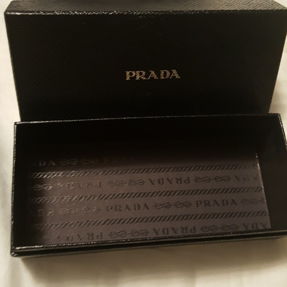 Prada box Only. Like new condition ♥️